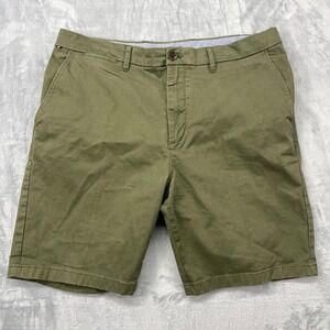 Tommy Hilfiger Mens Shorts Size 35 Khaki Green Chino Flat Front Classic Fit